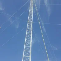 دکل سه پایه مهاری