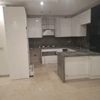 آپارتمان-نوساز-سه-خوابه-مستر-دار-املاک-هستم