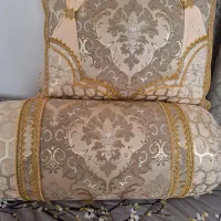 پشتی وبالشت