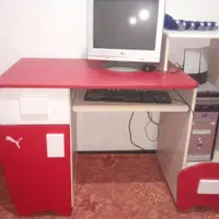 میز کامپیوتر ساخت سفارشی