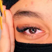 خدمات اکستنشن مژه و لیفت و اصلاح صورت و ابرو