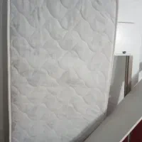 تخت و تشک نوجوان