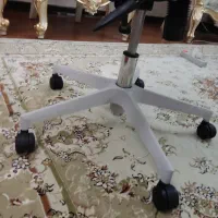 صندلی اداری و کامپیوتر|صندلی و نیمکت|هشتگرد, فاز ۲ مهستان|دیوار