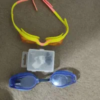 دوعدد عینک استخر و دماغ گیر