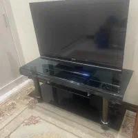 تلویزیون سونی ۴۲ اینچ+میز شیشه ای