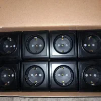 تعداد ۱۶ عدد پریز روکار ویرا