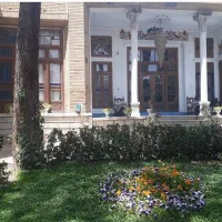 صندوقدار و مدیر داخلی