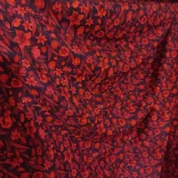 چنتا پارچه مونده به قیمت مناسب میفروشم|لباس|چوبر, |دیوار