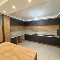 آپارتمان ۱۶۵ متری/ تک واحده/ سه بر نور / سه خواب