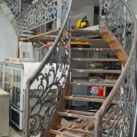 تولید پله های دکوراتیو|خدمات پیشه و مهارت|فومن, |دیوار