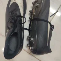 کفش اورجینال فوتبالی