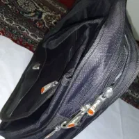 کیف‌‌دستی|کیف، کفش، کمربند|میانه, |دیوار