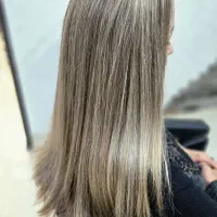 تخفیف خدمات روز مادر|خدمات آرایشگری و زیبایی|بروجرد, |دیوار