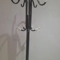 جالباسی ایستاده سالم