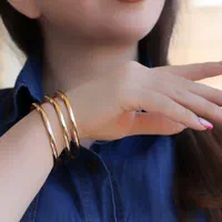بدلیجات، النگوی آینه ای داملا