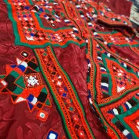 لباس بلوچی دست دوز|لباس|سیب و سوران, |دیوار