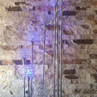 لوستر کنار مبلی