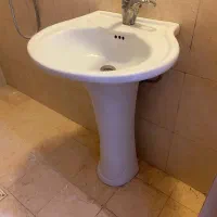 روشویی سرامیکی به همراه شیرآلات قهرمان و سیفون