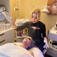 تخفیف ویژه فیشال،پاکسازی پوست،کربوکسی،اسید،الگاپیل
