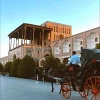 سفر دو روز و یک شب به اصفهان