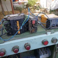 سه عدد تابلو برق و کفکش و ریسه رنگی|عمدهفروشی|نجفآباد, گلدشت|دیوار