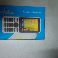 دو عدد گوشی و لوازم جانبی