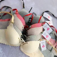 لباس زیر زنانه