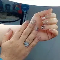 کل لوازم کاشت ناخن