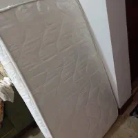 تشک کوچک سالم و نو و تمیز