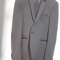 لباس و کت وشلوار