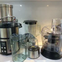 آبمیوه گیرمخلوط کن.آسیاب و غذاساز برندناساالکتریک|آبمیوه‌گیر و آب‌مرکبات‌گیر|ملایر, |دیوار