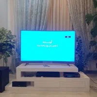 ۵۰ اینج  منحنی  TCL  فورکی