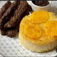 آشپز ماهر با حقوق و بیمه و خانه