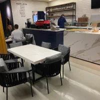 سالن کار خانم و آقا ( ویتر ، ویترس )|استخدام خدمات فروشگاه و رستوران|تهران, هروی|دیوار