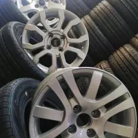 رینگ لاستیک امپراطور انواع لاستیک بارز چینی کویر|قطعات یدکی و لوازم جانبی|اهواز, فاز ۱ پادادشهر|دیوار