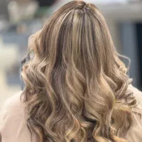 مدل لایت و بالیاژ و آمبره و ترمیم رایگان لاهیجان|خدمات آرایشگری و زیبایی|لاهیجان, گلستان|دیوار