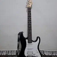 گیتار الکتریک با لوازم تکمیلی