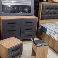 تعدادی تخت به دلیل تغییر دکور|تخت و سرویس خواب|یزد, |دیوار