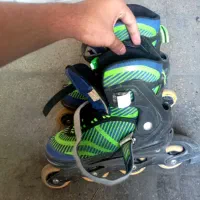 اسکیت با تمام وسایل ساق و مچ بند کلاه همه|دوچرخه، اسکیت، اسکوتر|قرچک, شهرک گلها|دیوار