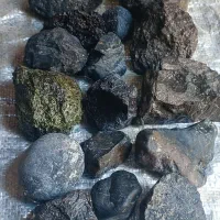 سنگینگی باسنگیمی دوبرابروزنش وجذب اهنربا