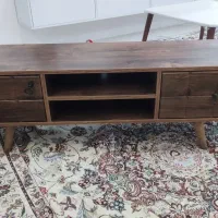 میز تلویزیون در حد نوی نو