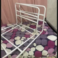 محافظ تخت سالمند
