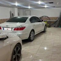 جنسیس سدان ۲۰۱۰