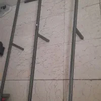 ۳تا زیر کفی تخت آهنی محکم