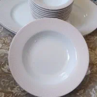 چینی ۱۲ نفره زرین