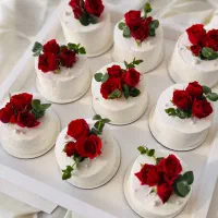 مینی کیک،خواستگاری، روز دختر،باکس گل و کیک