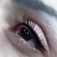 خط چشم / خط مژه / بن مژه  ( آرایش دائم چشم )|خدمات آرایشگری و زیبایی|قم, بلوار امین و ساحلی|دیوار