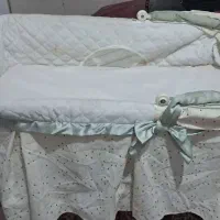 تخت گهواره چرخ دار