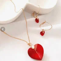 انواع زیورآلات رزینی