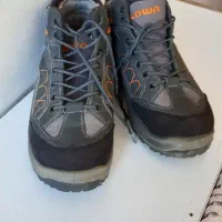 کتونی کوهنوردی